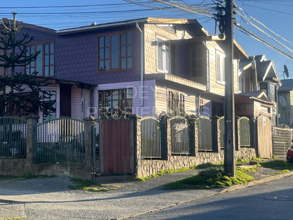 Casa esquina en Castro – Isla de Chiloé